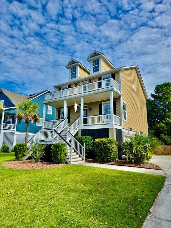 Foto del edificio - Elevated Four Bedroom in Rivertowne Country Club - Mt. Pleasant