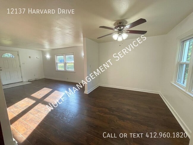Building Photo - 3 Bed, 1 Bath House in Penn Hills