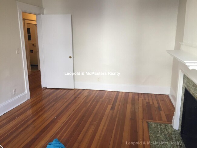 Foto del edificio - 1359 Commonwealth Ave