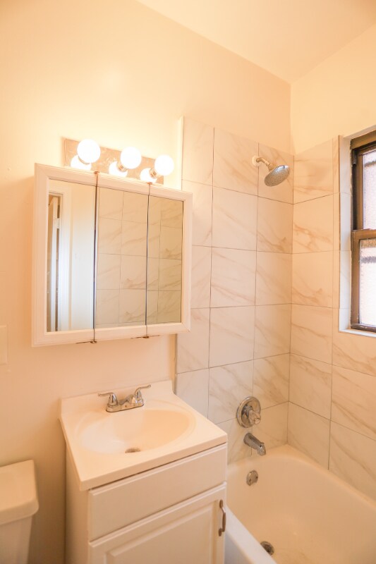 Foto del edificio - 2625 N Spaulding Ave