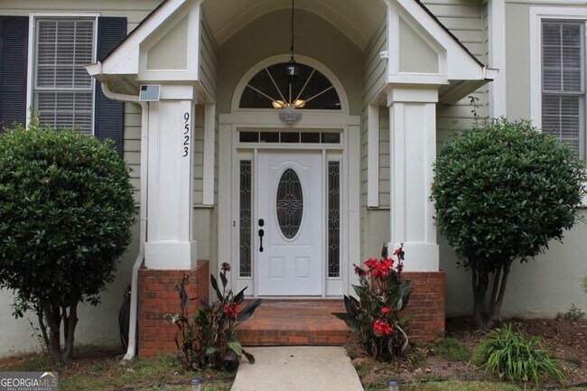Foto del edificio - 9523 Fairdale Ave