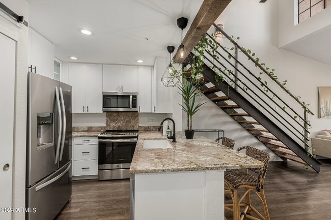 Building Photo - 8625 E Belleview Pl