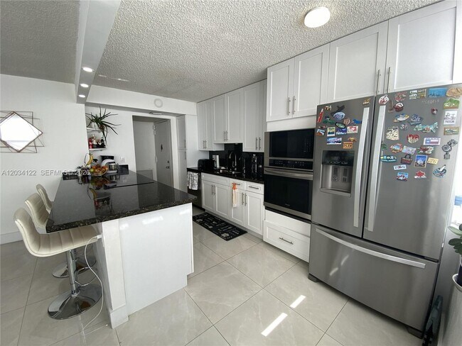 Foto del edificio - 1200 NE Miami Gardens Dr