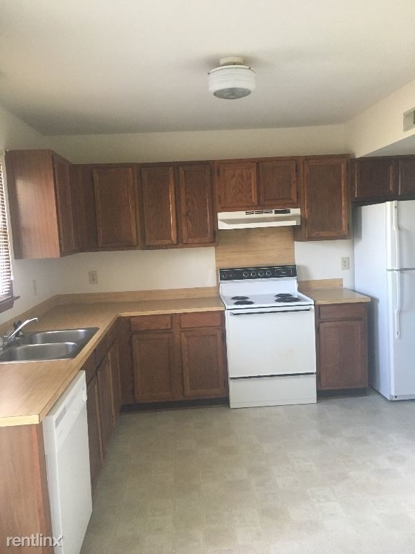 Primary Photo - 1002 Westover Dr