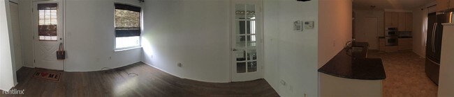 Foto del edificio - 348 Neptune Dr