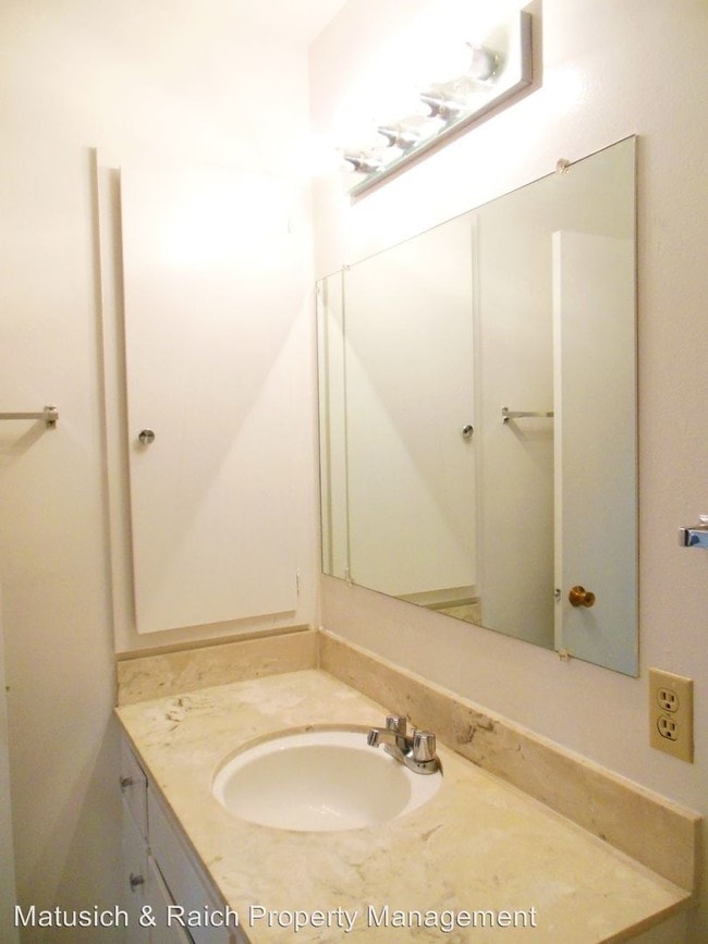 Building Photo - 152 Belwood Ct