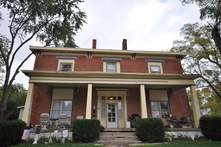 Primary Photo - 202 Academy St