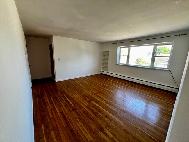 Foto del edificio - 671 River St