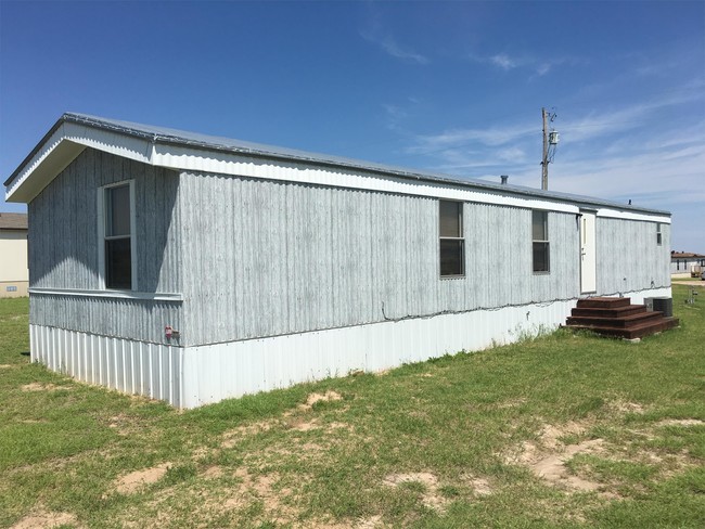 Building Photo - 42284 S County Road 200