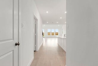 Building Photo - 6411 Symphony Wave Dr
