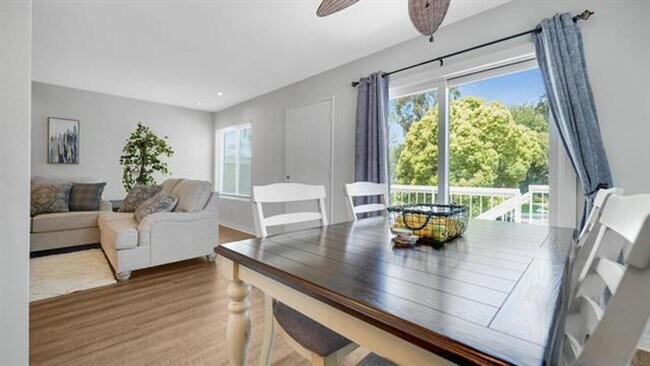 Foto del edificio - Large 3 Bdrm 2 Ba Condo w/ 2 Car Garage for Rent in Whalen Ranch Available Now!