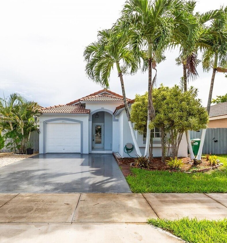 Foto principal - 14003 SW 147th Ct