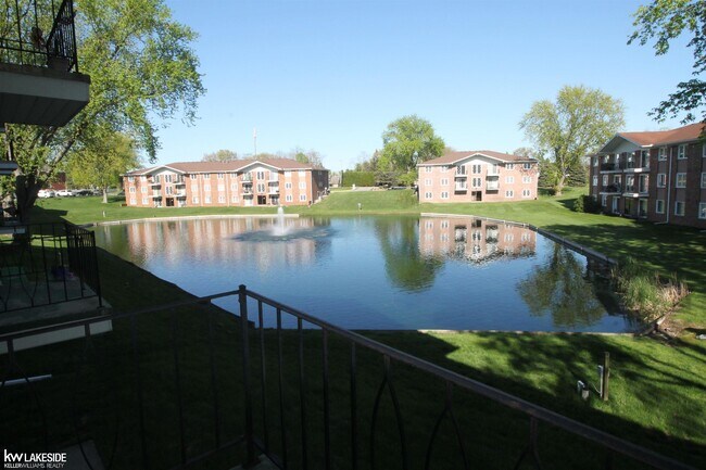 Foto del edificio - 54679 Shelby Rd