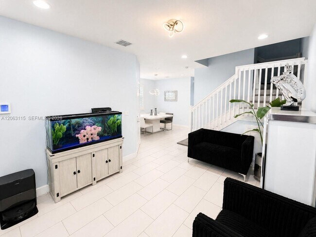 Foto del edificio - 4922 NW 48th Terrace