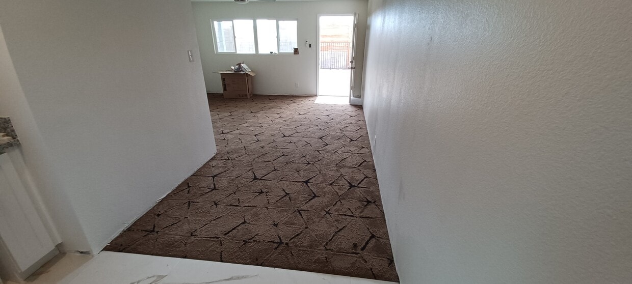 Studio - 1925 Santa Paula Dr