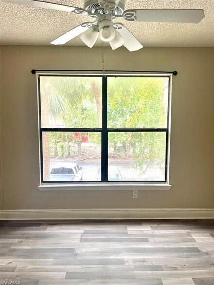 Foto del edificio - 2214 Arbour Walk Cir