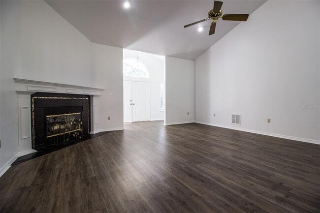 Building Photo - 1406 SE 48th Ave