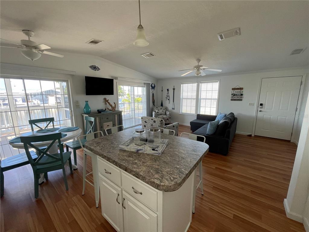 Foto principal - 3687 Blueberry Ln