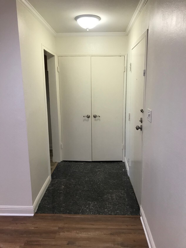 1339 N Columbus Ave, Glendale, CA 91202 Condo for Rent in Glendale