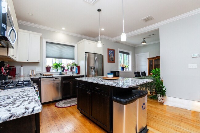 Foto del edificio - 49 Medford St