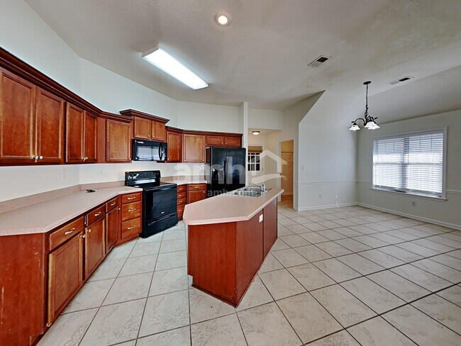 Building Photo - 1673 Farkleberry Dr