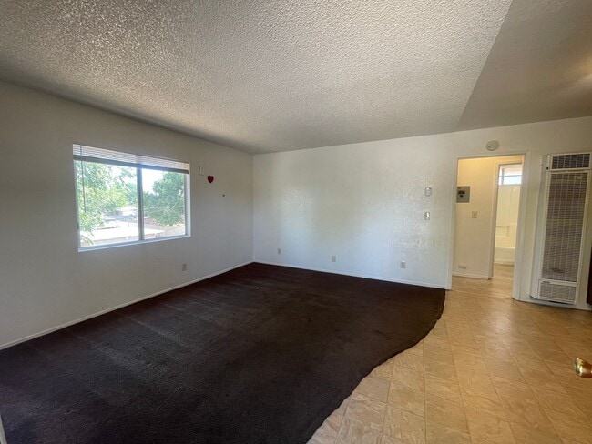 Building Photo - AV T 45440 - 45444