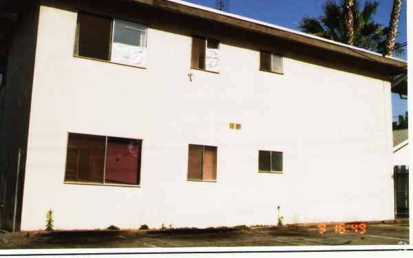 Foto del edificio - 3549 Dwight Ave