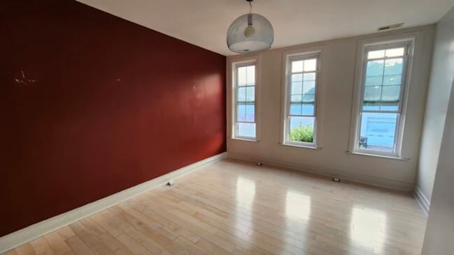 Photo - 2539 N Howard St Townhome