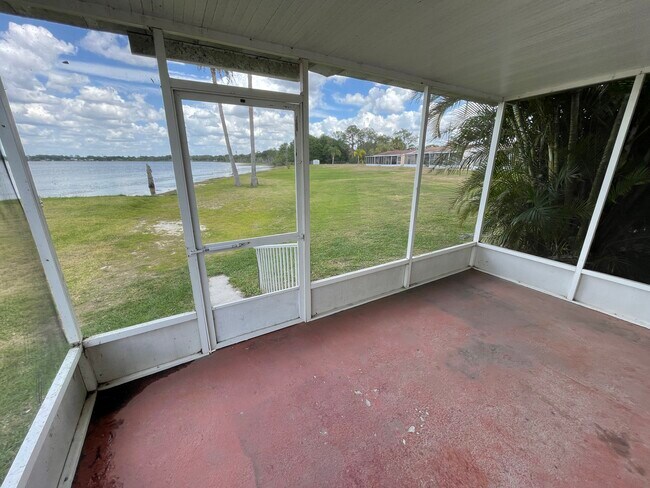 Patio pt. 3 - 1203 W Pierce St