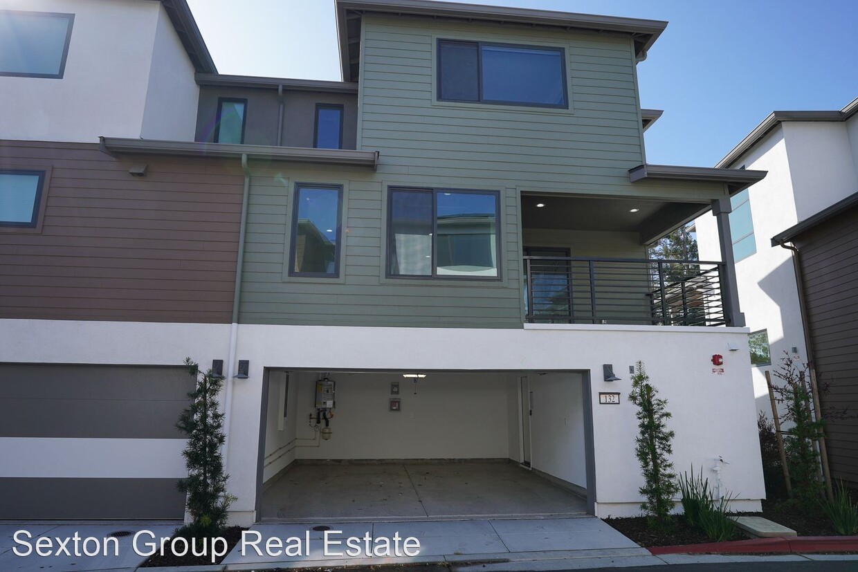 3 br, 3.5 bath House 132 Pioneer Ave House for Rent in Walnut Creek