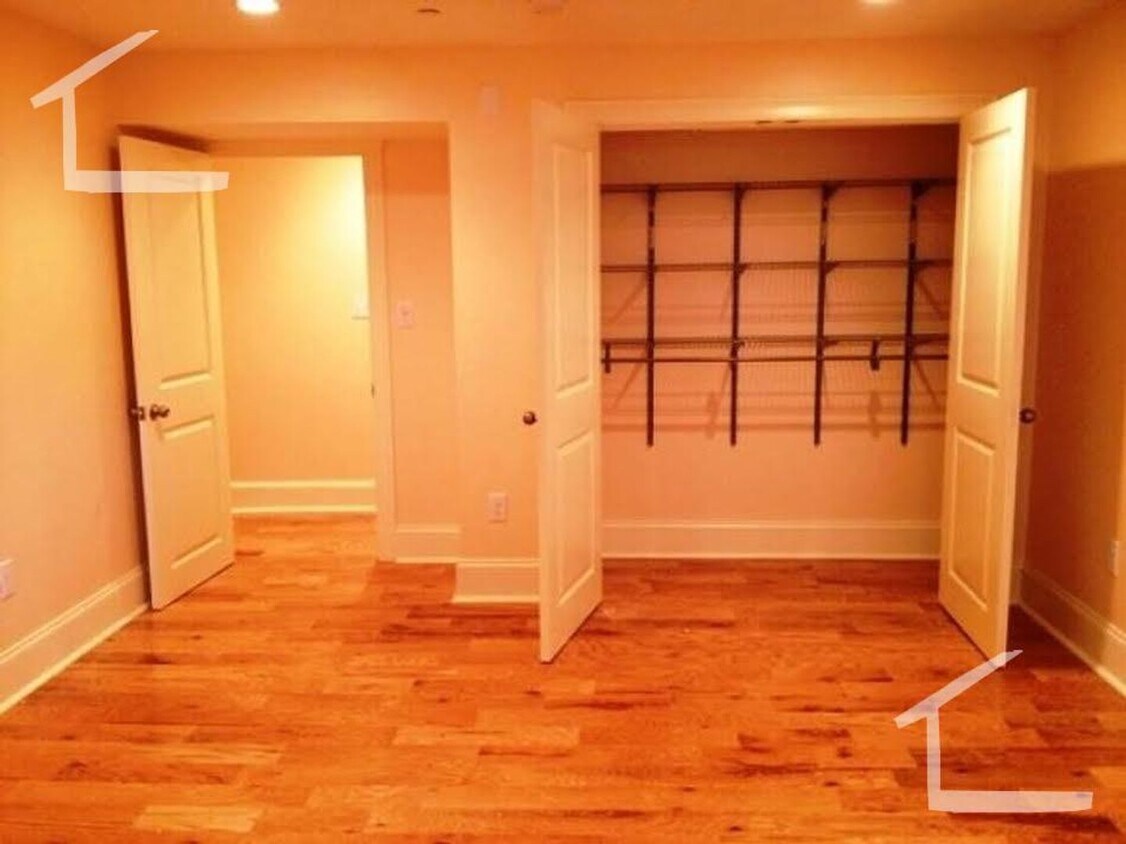 Foto del edificio - 11 Sparhawk St