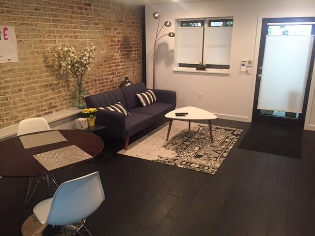 Foto del edificio - 2300 Ontario Rd NW