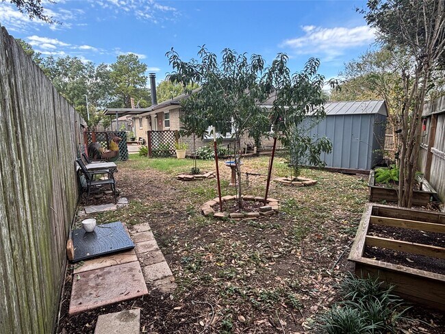 Foto del edificio - 20807 Union Park Dr