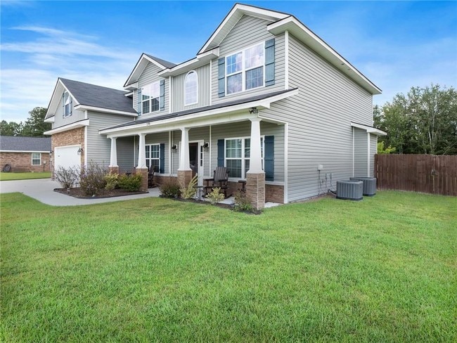 Building Photo - 290 White Oak Dr NE