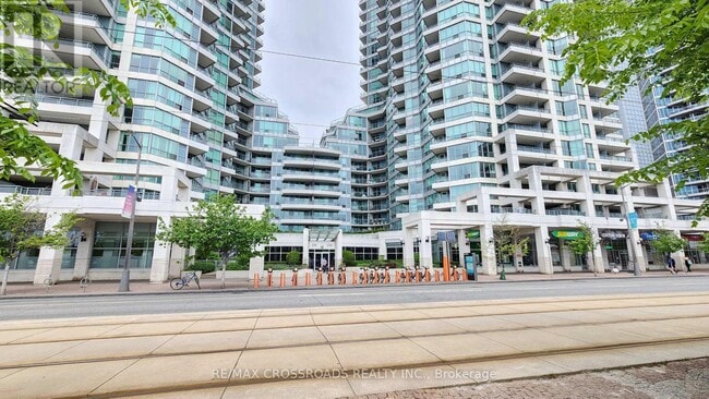 Building Photo - 228 Queens Quay W