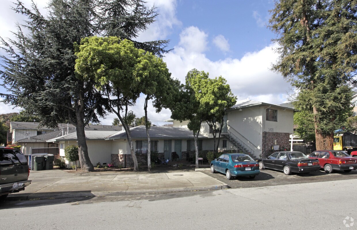 1496 W Bayshore Rd, East Palo Alto, CA 94303 Apartments East Palo