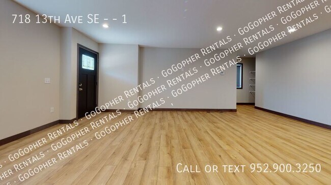 Building Photo - Brand new 7 Bed 3 Bath unit !