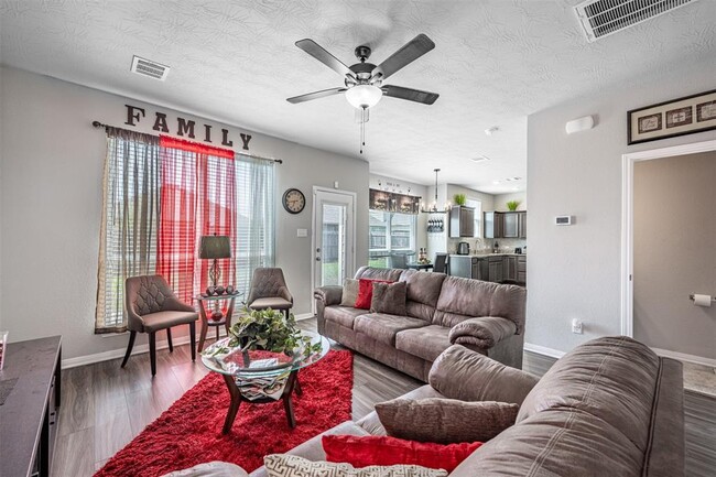 Foto del edificio - 1010 Harvest Ln.