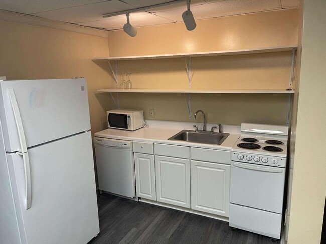 Building Photo - 4104 Tahoe Ct