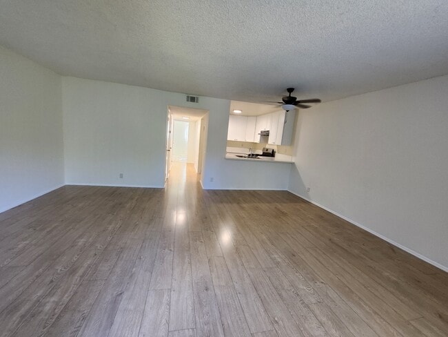 Building Photo - 10655 Tujunga Canyon Blvd