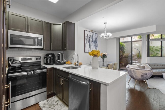 Foto del edificio - 955 26th St NW