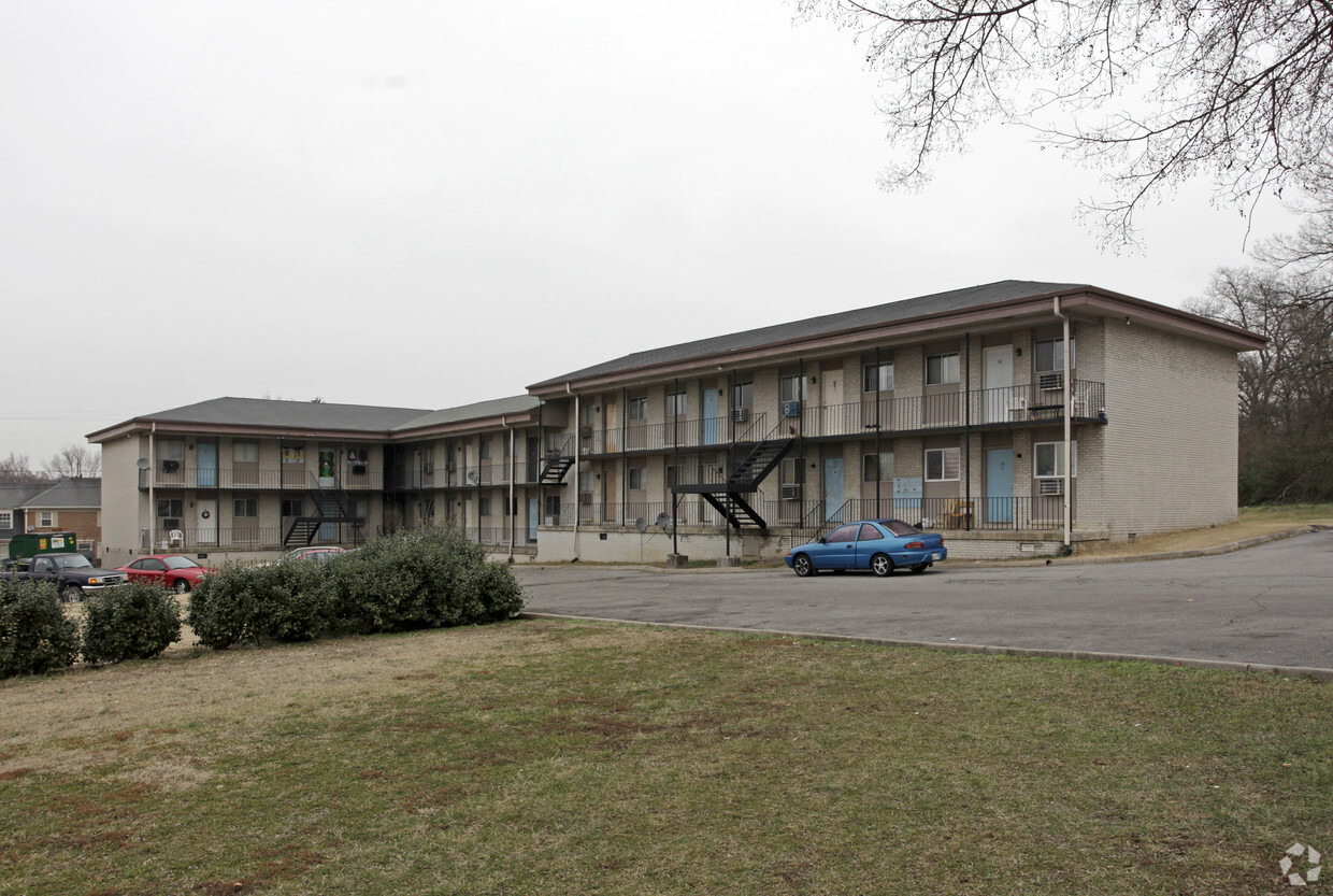 Primary Photo - Lexington Garden Apartments