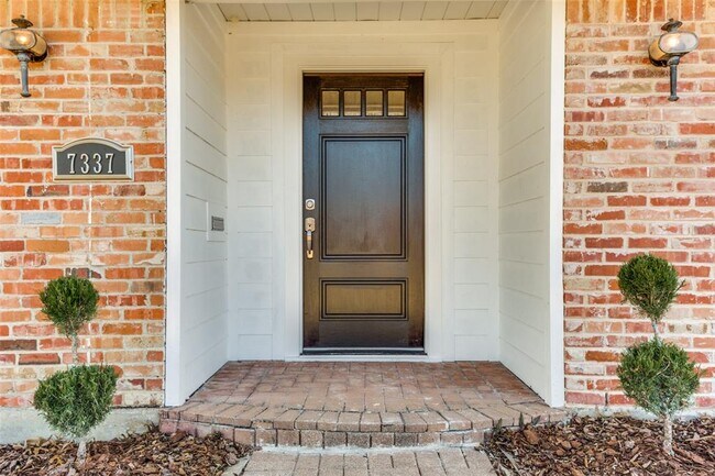 Building Photo - 7337 Wake Forrest Dr