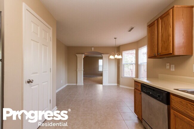 Building Photo - 17086 Newberry Ln