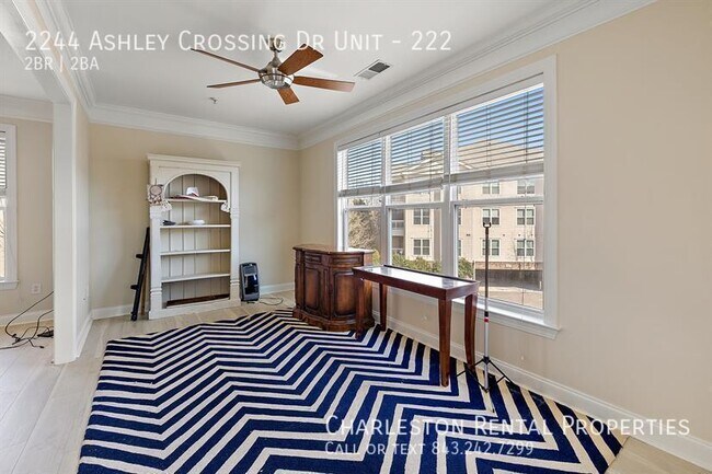 Foto del edificio - 2244 Ashley Crossing Dr