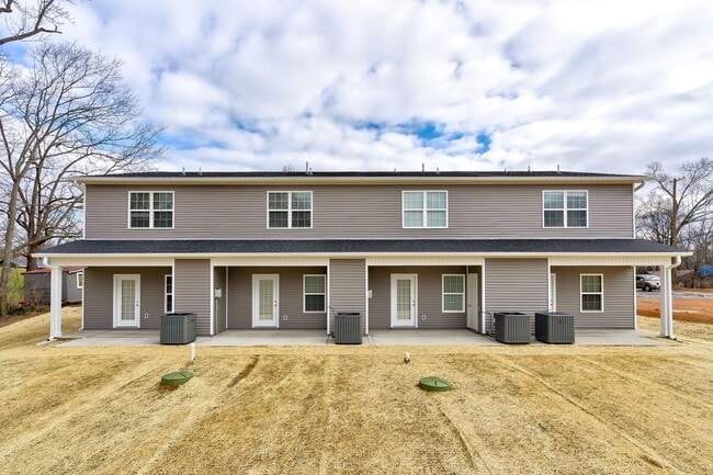Building Photo - 2809 Cruze Dr