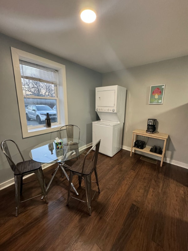 Foto del edificio - 1238 S State Ave