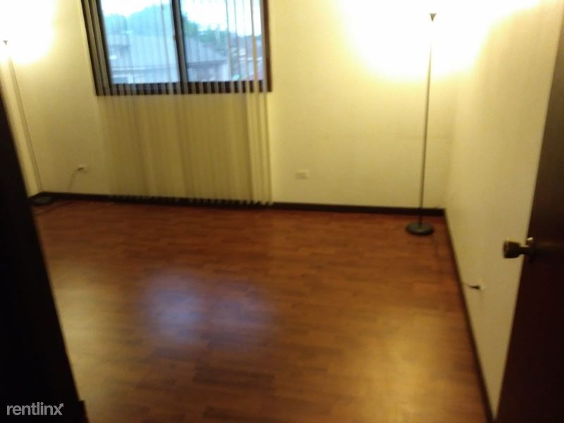 Primary Photo - 3400 W 55th St