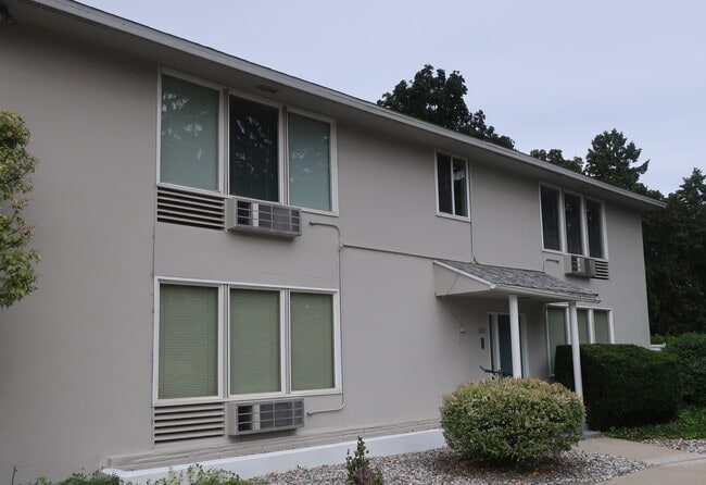Building Photo - 120 Lavender Ct