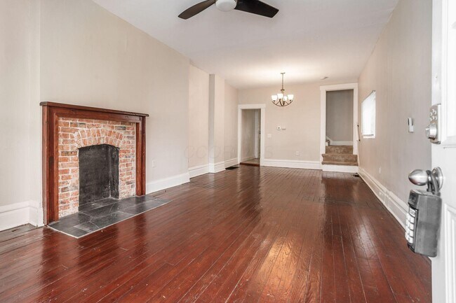 Building Photo - 908 Ellsworth Ave